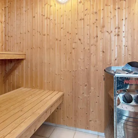 Holiday home Cccxx *